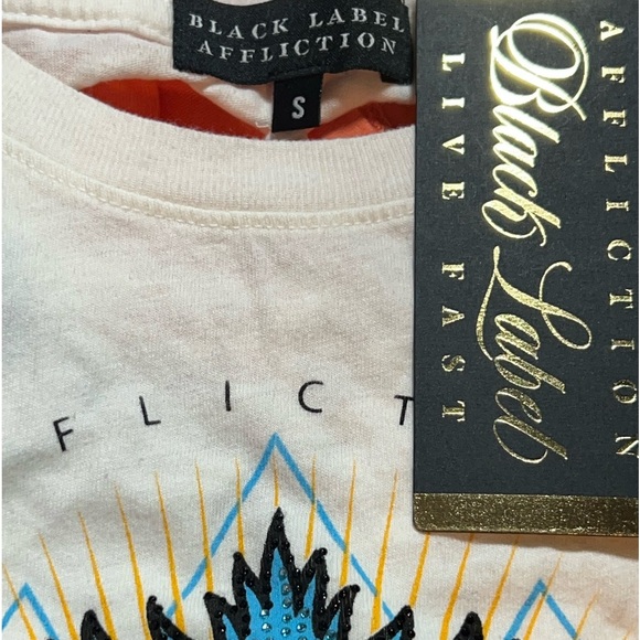 Affliction Women’s T- shirt - Picture 10 of 10